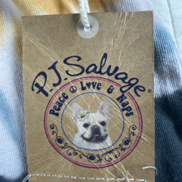 P.J. Salvage Red and White Tie-Dye Shorts XL - Picture 3 of 10